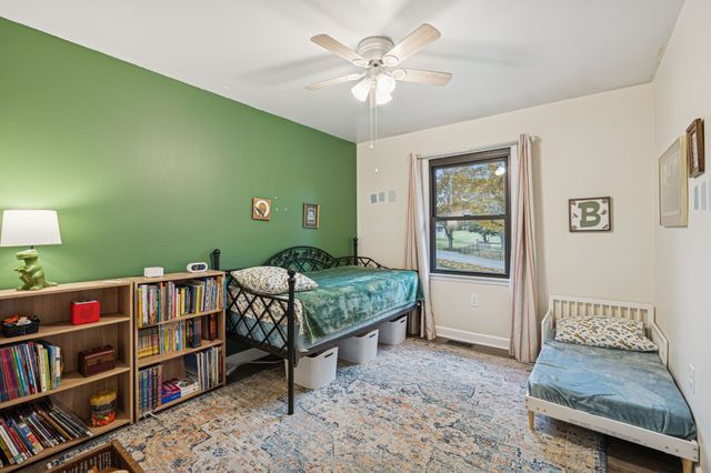 202 Cathey Ln, Columbia, TN 38401