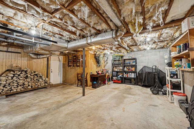 202 Cathey Ln, Columbia, TN 38401