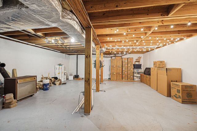 202 Cathey Ln, Columbia, TN 38401