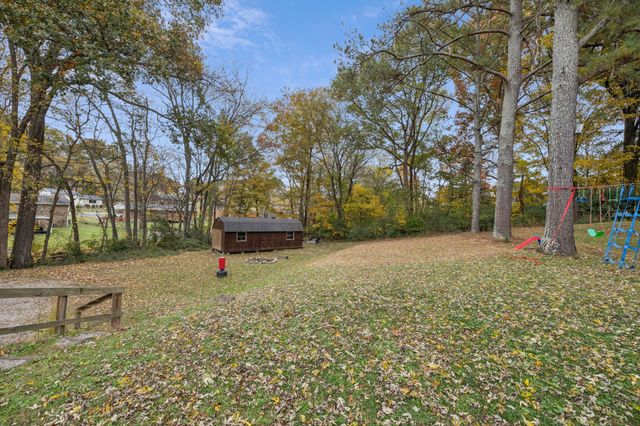 202 Cathey Ln, Columbia, TN 38401