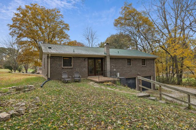 202 Cathey Ln, Columbia, TN 38401