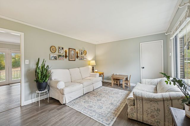 202 Cathey Ln, Columbia, TN 38401