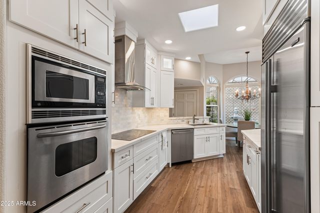 8100 E CAMELBACK Road 158, Scottsdale, AZ 85251