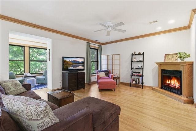 5311 S WOODLAWN Avenue 2, Chicago, IL 60615