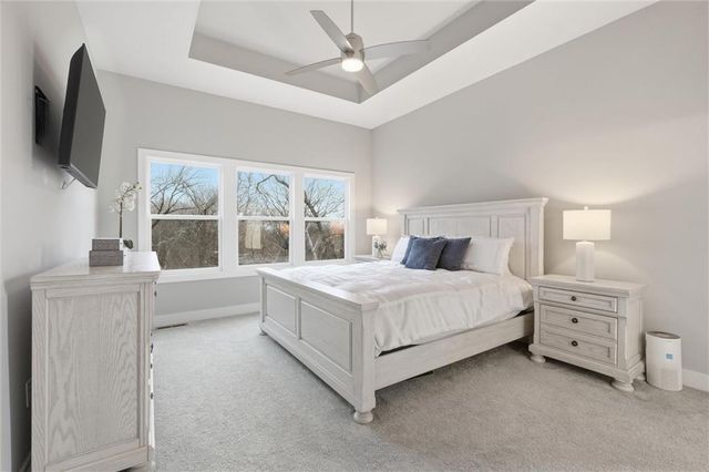 13426 Terrace Park Drive, Parkville, MO 64152