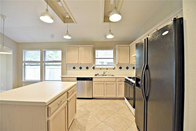 3500 Kissman DR, Austin, TX 78728