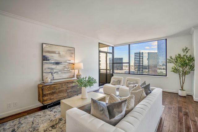 15 Greenway Plaza 12D, Houston, TX 77046