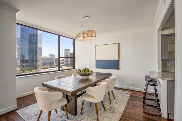 15 Greenway Plaza 12D, Houston, TX 77046