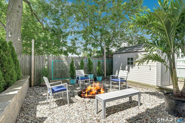 11 Waterbury Avenue, Milford, CT 06460