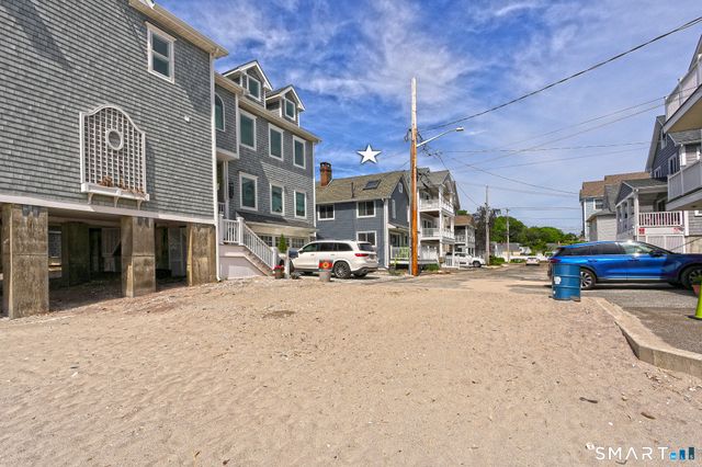 11 Waterbury Avenue, Milford, CT 06460