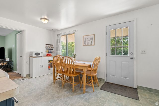 181 W FRANCIS AVE, Layton, UT 84041