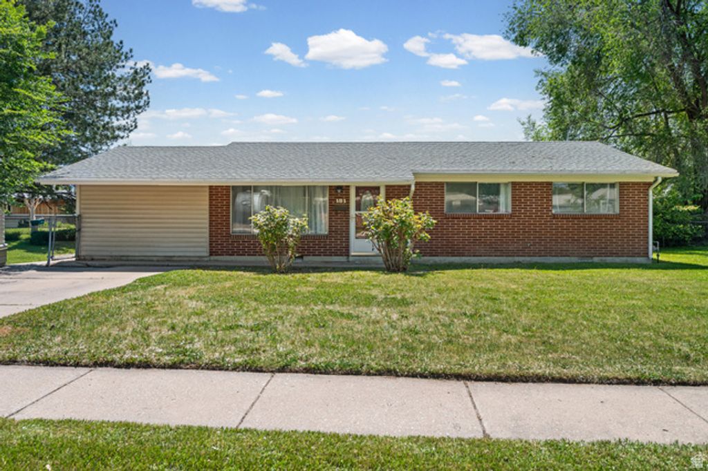 181 W FRANCIS AVE, Layton, UT 84041
