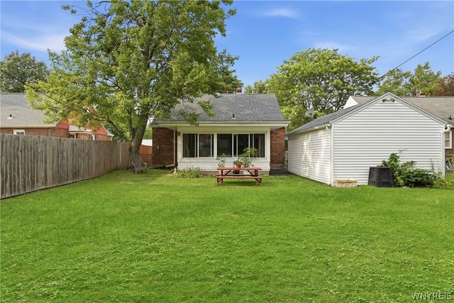 43 Norman Place, Amherst, NY 14226