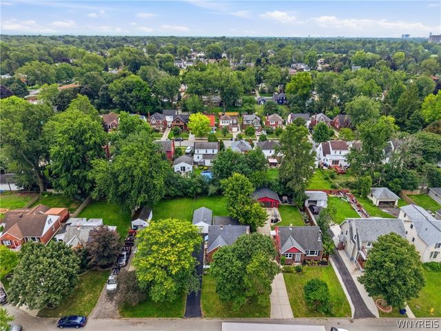 43 Norman Place, Amherst, NY 14226