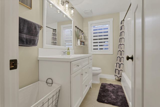 567 Franklin Avenue, Heath, OH 43056