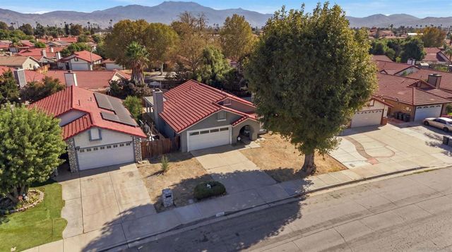 444 Madrid, Hemet, CA 92545