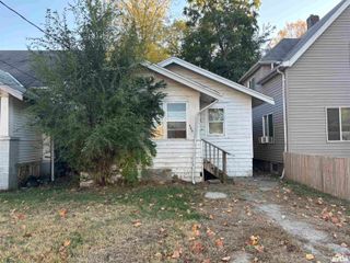 900 E VIRGINIA Avenue, Peoria, IL 61603