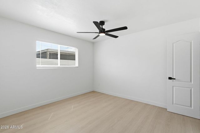 1343 W 7TH Avenue, Mesa, AZ 85202