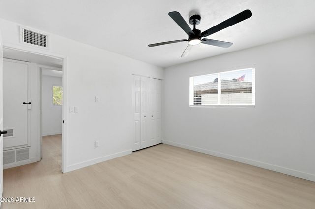 1343 W 7TH Avenue, Mesa, AZ 85202