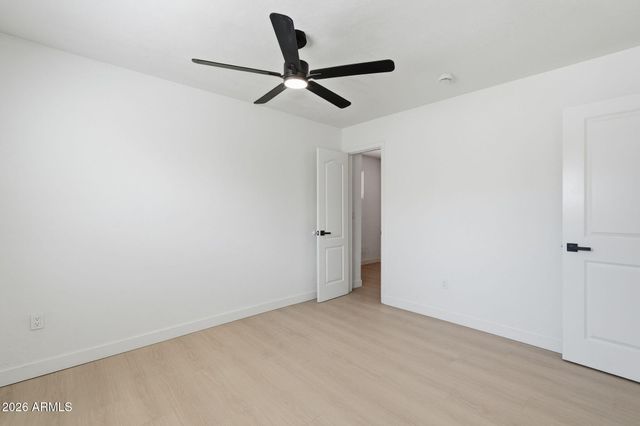 1343 W 7TH Avenue, Mesa, AZ 85202