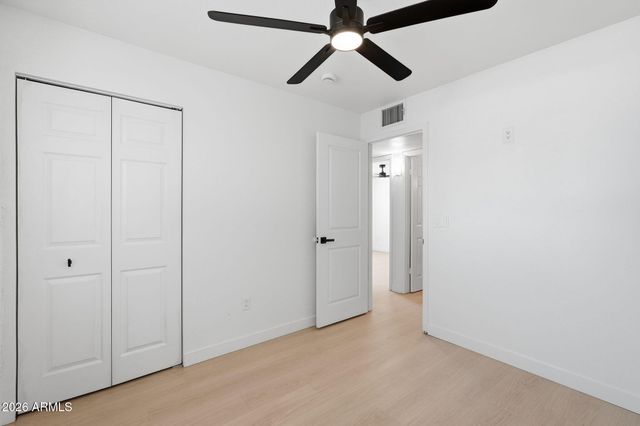 1343 W 7TH Avenue, Mesa, AZ 85202