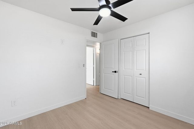 1343 W 7TH Avenue, Mesa, AZ 85202