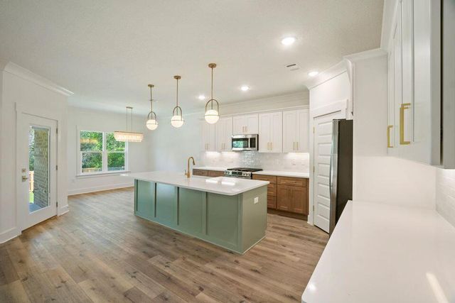 917 Pocahontas Drive, Fort Walton Beach, FL 32547