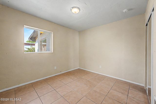 2126 E Hidalgo Vista, Tucson, AZ 85713