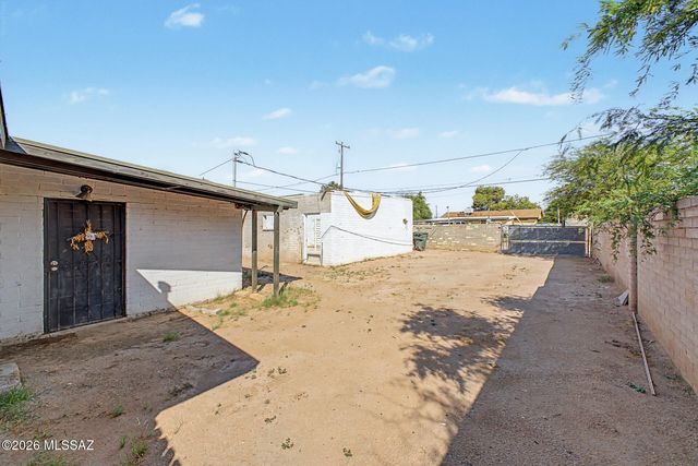 2126 E Hidalgo Vista, Tucson, AZ 85713