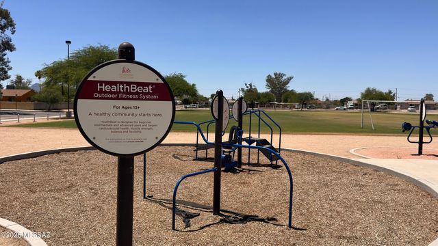 2126 E Hidalgo Vista, Tucson, AZ 85713