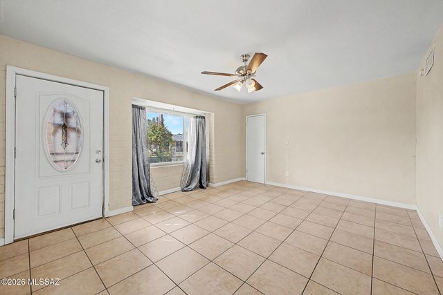 2126 E Hidalgo Vista, Tucson, AZ 85713