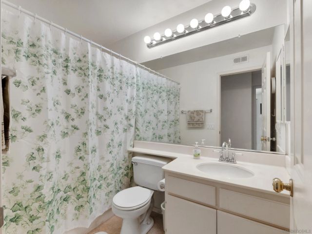 169 california court, Menifee, CA 92692