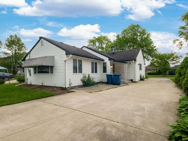 308 N William Street, Mount Prospect, IL 60056