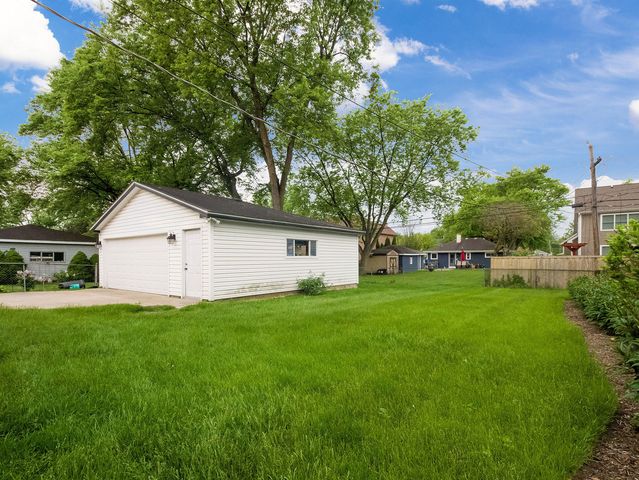 308 N William Street, Mount Prospect, IL 60056