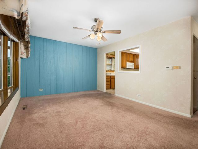 308 N William Street, Mount Prospect, IL 60056