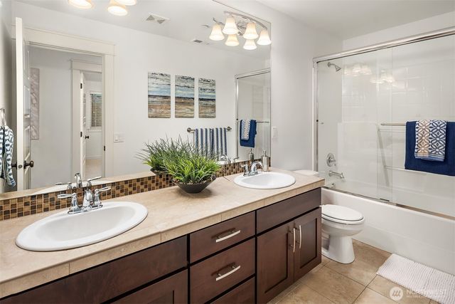 6555 125th Avenue NE, Kirkland, WA 98033