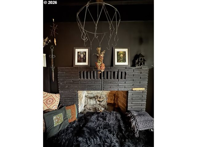 805 River Rd, Eugene, OR 97404