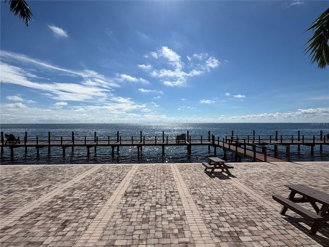 4744 SNOOK DRIVE SE, St Petersburg, FL 33705