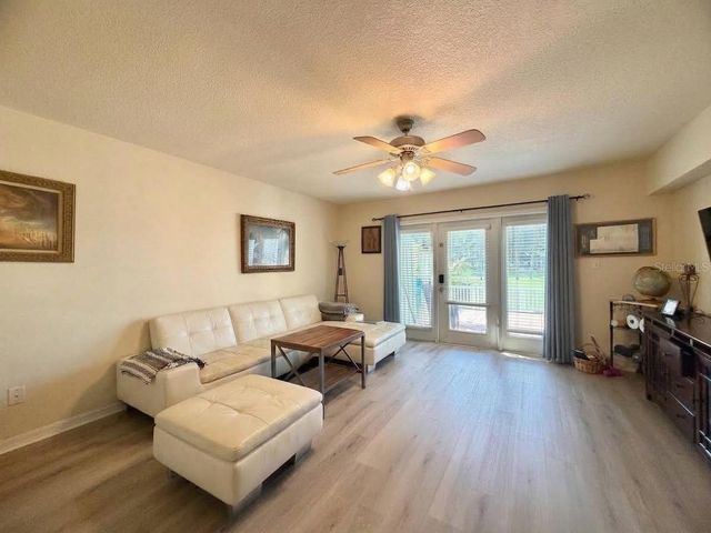 4744 SNOOK DRIVE SE, St Petersburg, FL 33705