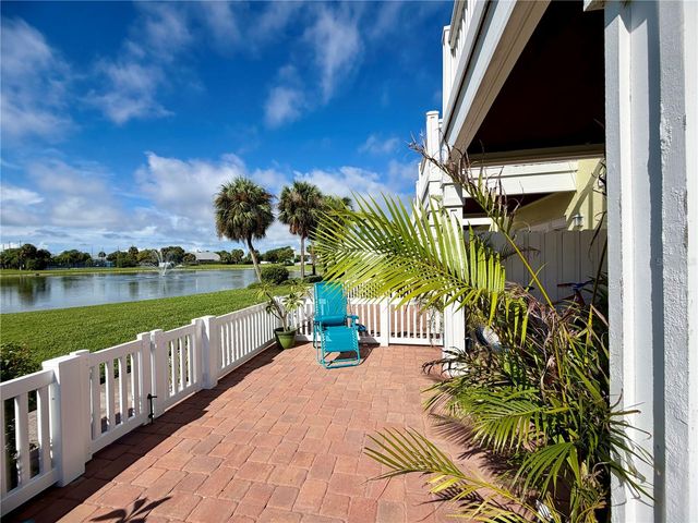 4744 SNOOK DRIVE SE, St Petersburg, FL 33705