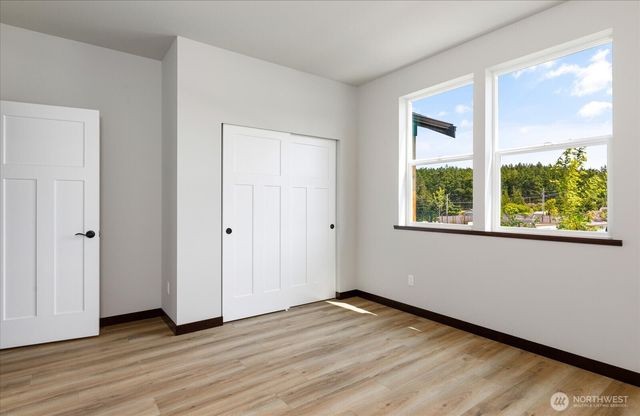 926 NW Shire Street, Oak Harbor, WA 98277