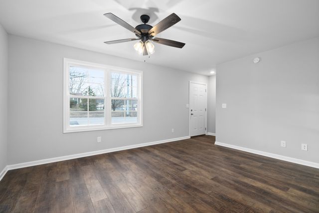 381 Lillie Belle Ln Apt B, Clarksville, TN 37042