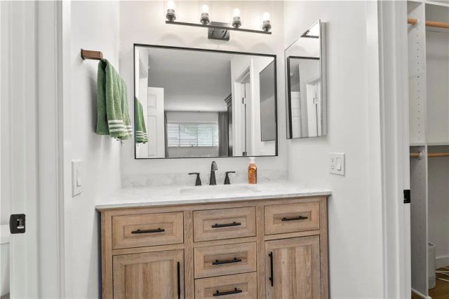 2340 Joana Drive 4, Santa Ana, CA 92705