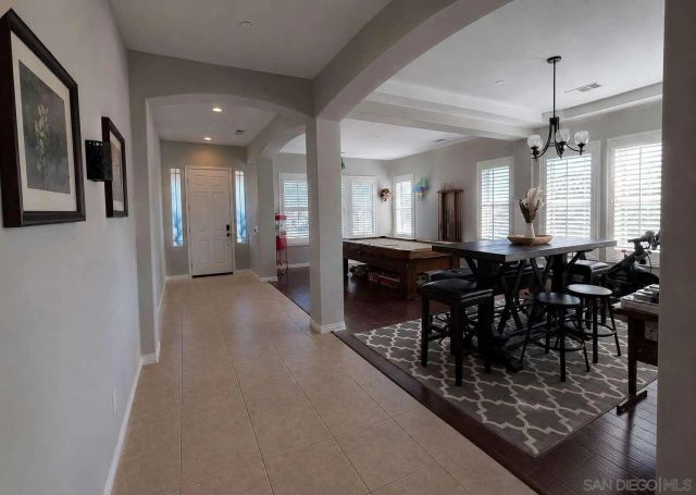 2327 Clearcrest LN, Fallbrook, CA 92028