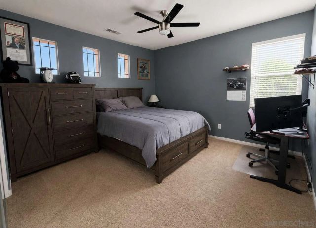 2327 Clearcrest LN, Fallbrook, CA 92028