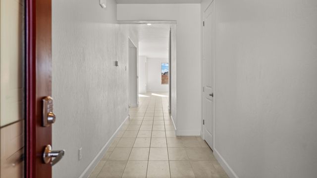 3161 Vista Luna, Santa Fe, NM 87507