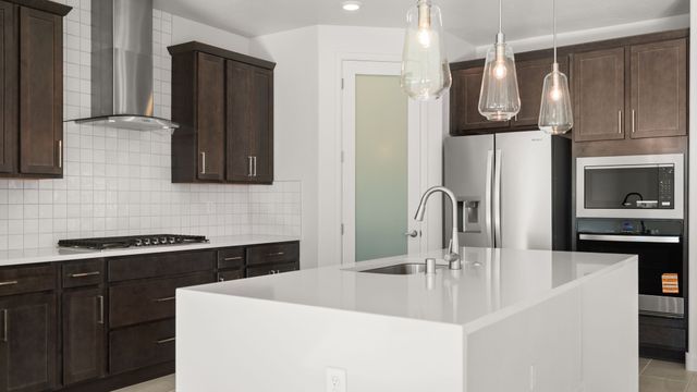 3161 Vista Luna, Santa Fe, NM 87507