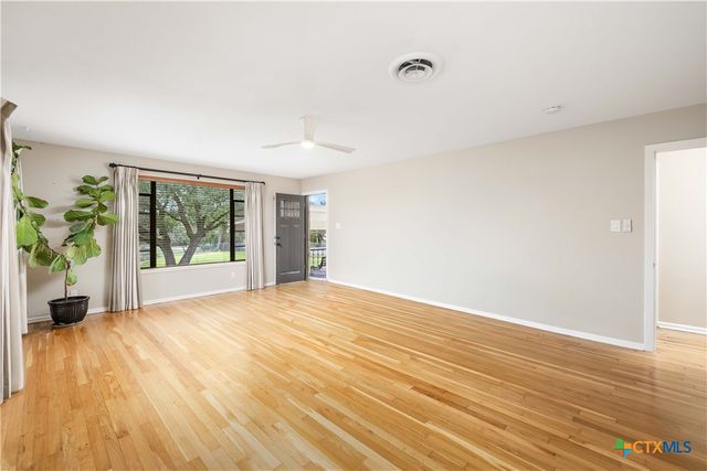 162 New York Avenue, New Braunfels, TX 78130