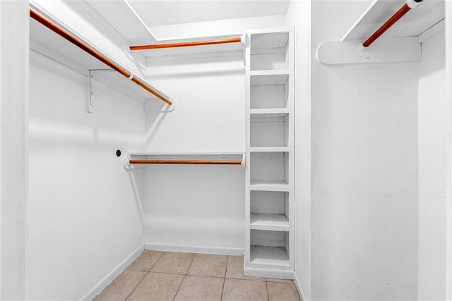 242 Summerwood Drive, Sulphur, LA 70663