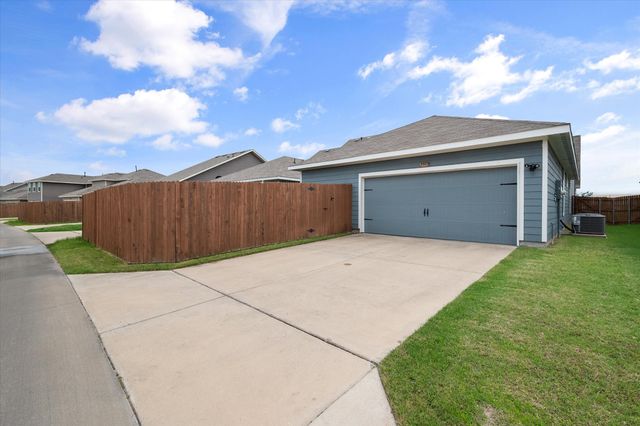 2992 Cedeno Drive, Forney, TX 75126